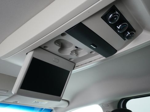 Used 2017 Dodge Grand Caravan SE w/ Power Window Group image 15