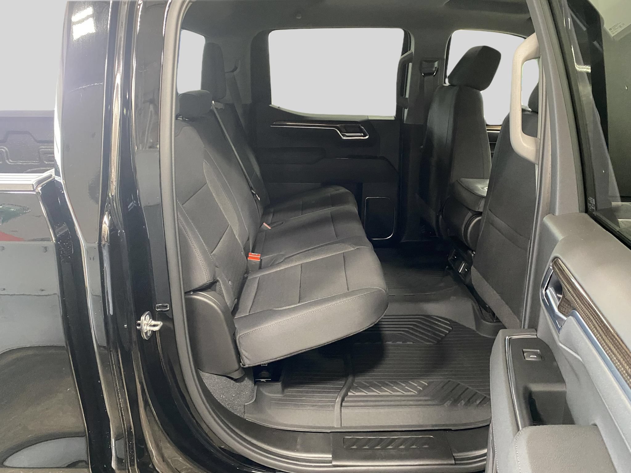 New 2026 Chevrolet Silverado 1500 RST AWD/4WD image 7