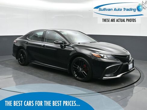 Used 2022 Toyota Camry XSE image 1