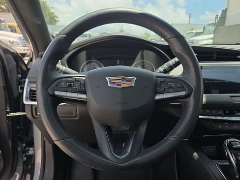 Used 2023 Cadillac XT4 Sport w/ Driver Assist Package FWD image 27