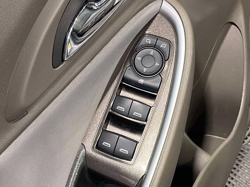 Used 2023 Chevrolet Malibu LS FWD image 20