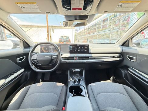 Used 2025 Kia K4 FWD image 31