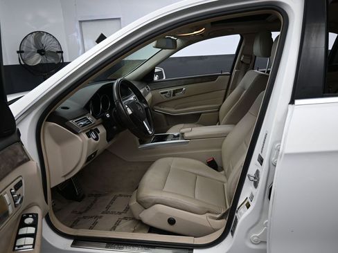 Used 2014 Mercedes-Benz E 350 Sedan image 12