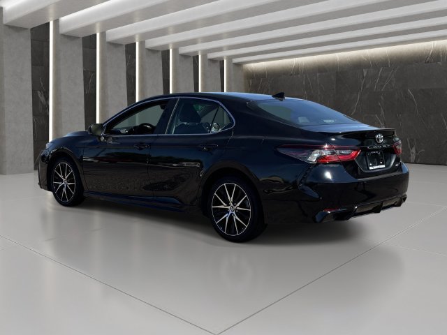 Used 2022 Toyota Camry SE w/ Carpet Mat Package (TMS) FWD image 4