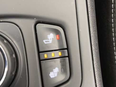 Used 2023 GMC Terrain SLE w/ Driver Convenience Package image 26