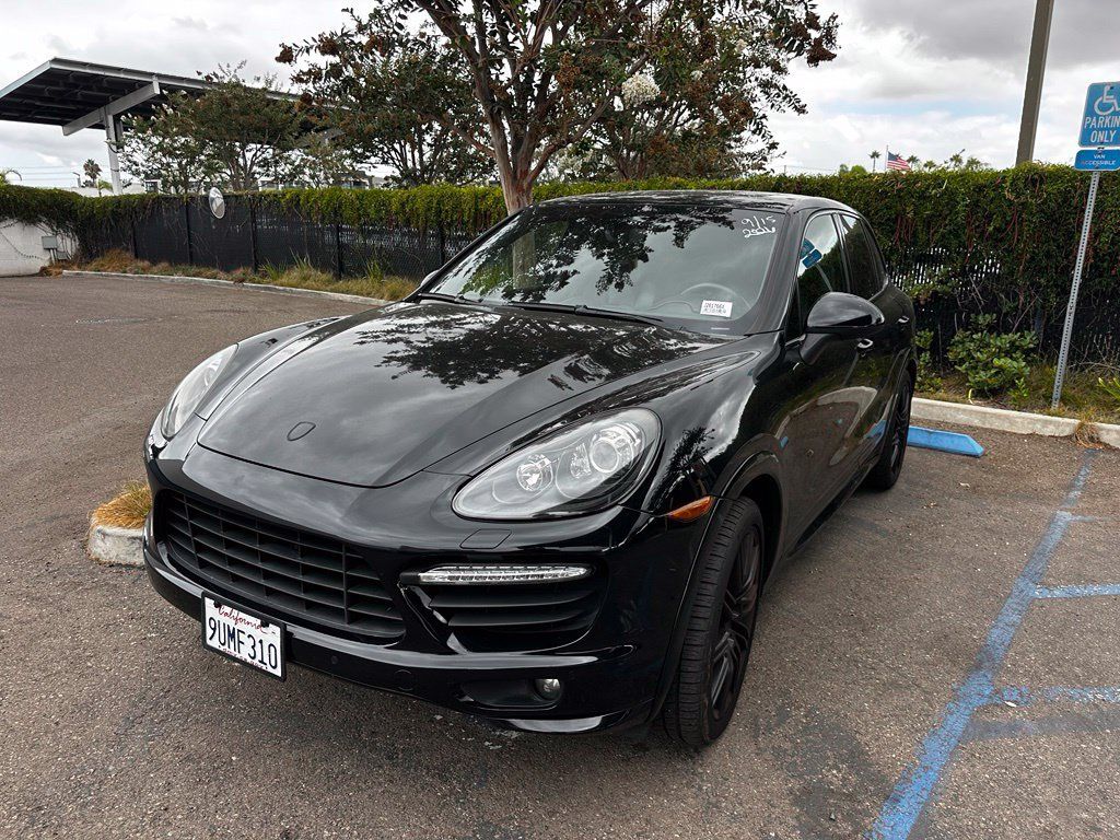 Used 2013 Porsche Cayenne GTS AWD/4WD image 18