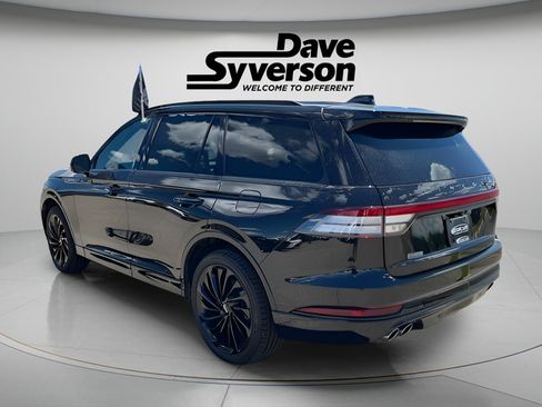Used 2026 Lincoln Aviator Reserve w/ Jet Appearance Package AWD/4WD image 5