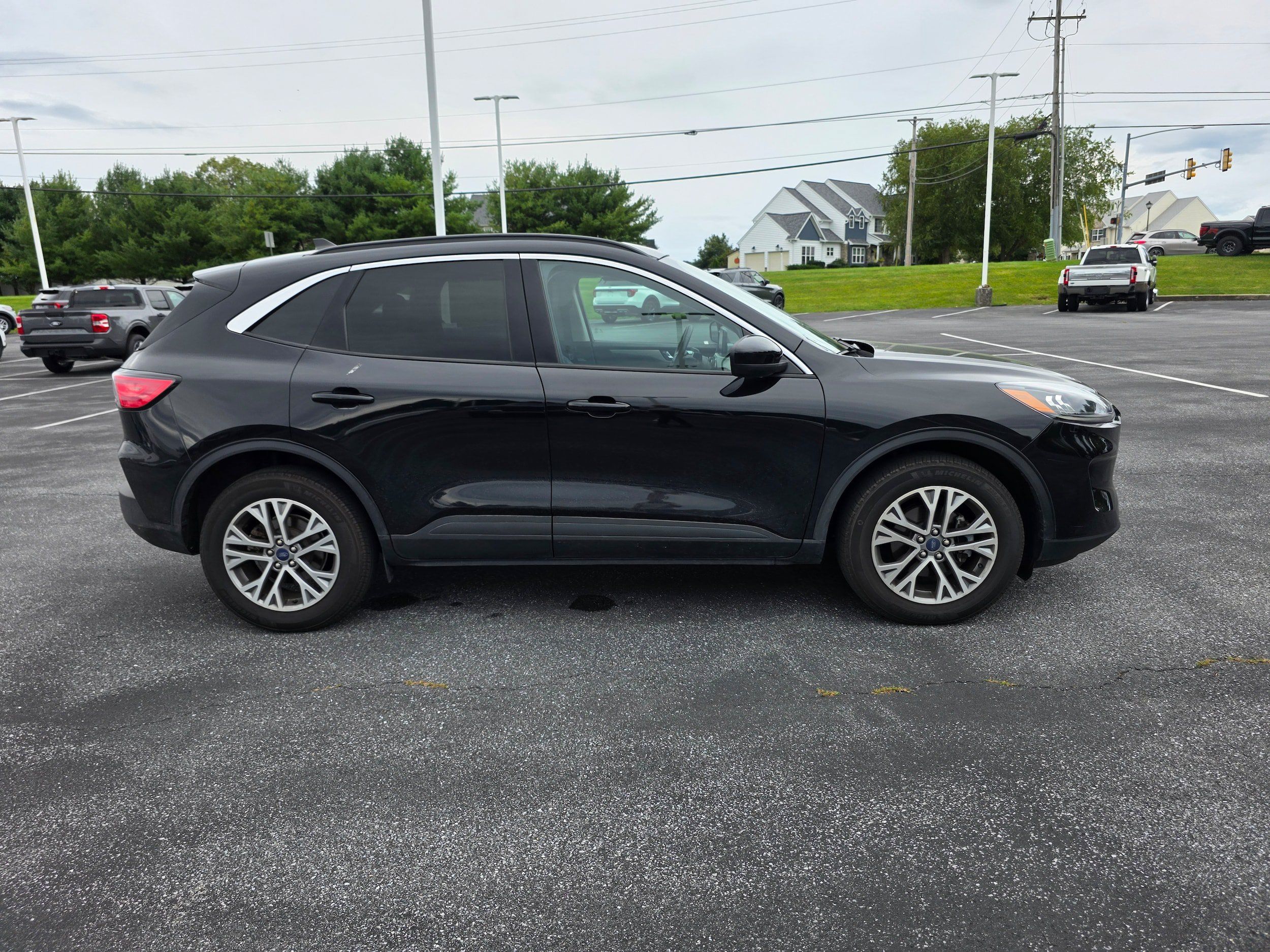Used 2022 Ford Escape SEL AWD/4WD image 6
