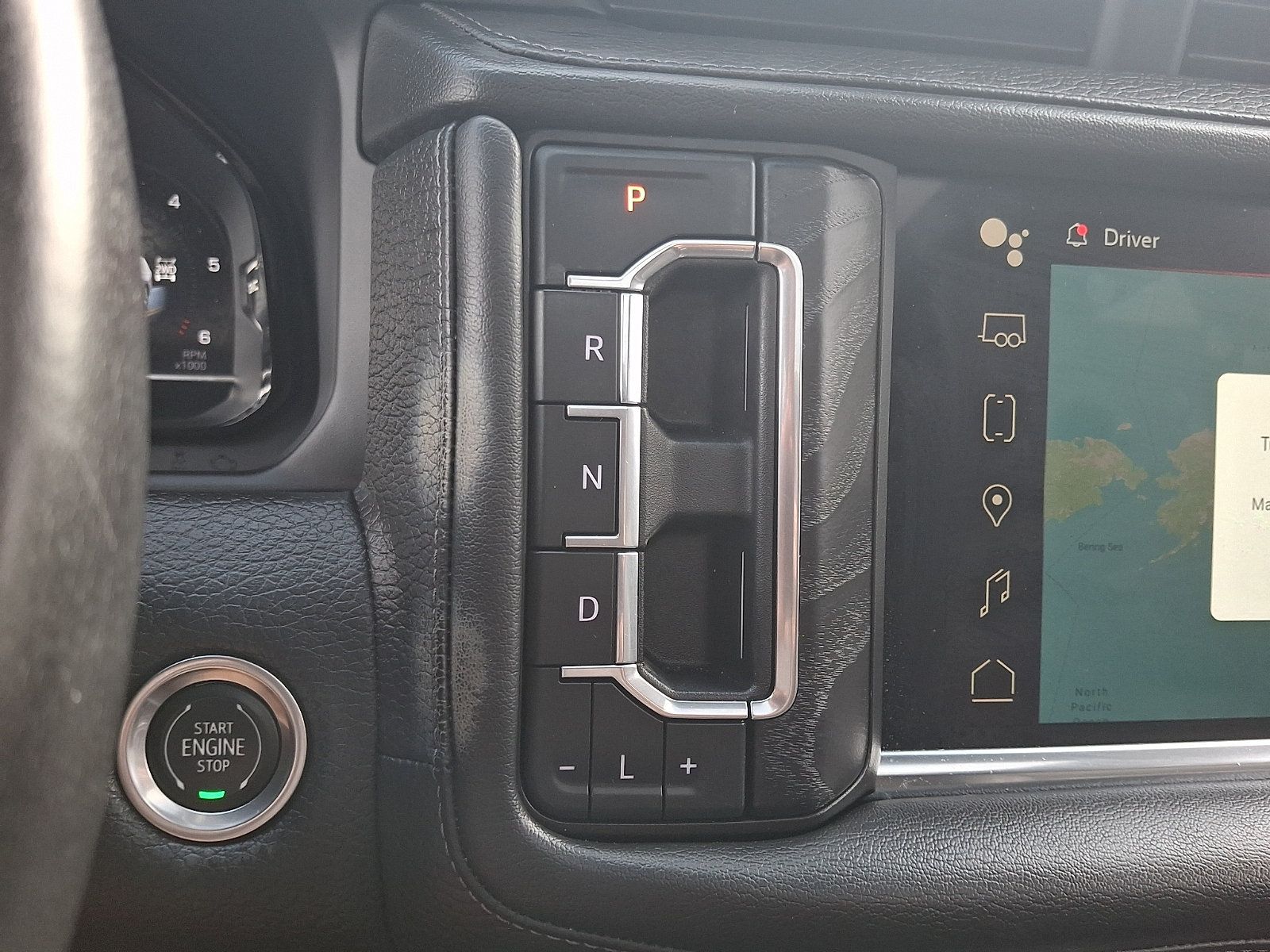 Used 2022 GMC Yukon Denali AWD/4WD image 17