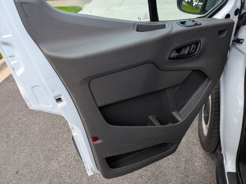 Used 2023 Ford Transit 350 XL RWD image 19