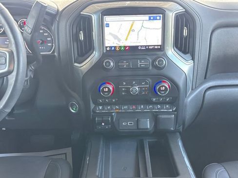 Used 2022 Chevrolet Silverado 2500 LTZ w/ LTZ Plus Package AWD/4WD image 4