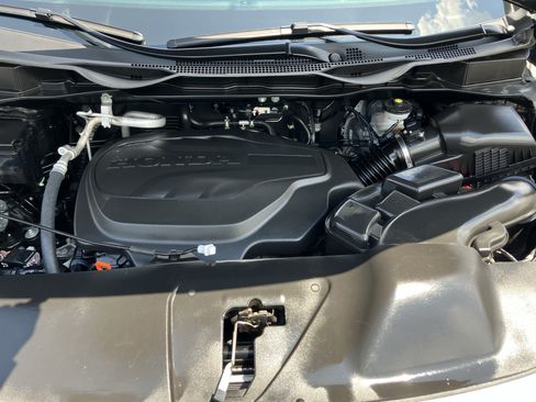Used 2023 Honda Odyssey Elite image 38