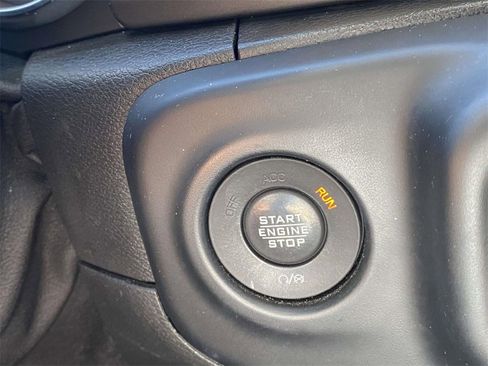 Used 2020 Jeep Wrangler Unlimited Sport S image 28