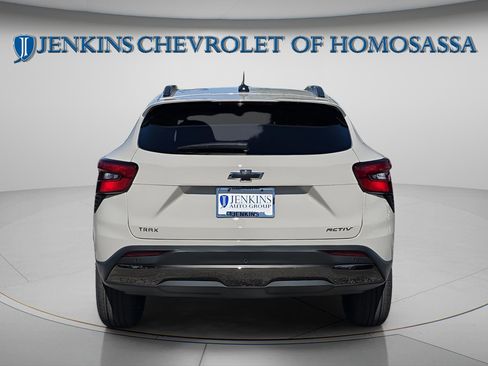 New 2026 Chevrolet Trax ACTIV w/ Driver Confidence Package image 4