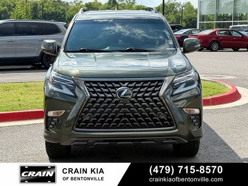Used 2022 Lexus GX 460 w/ Black Line Special Edition AWD/4WD image 2