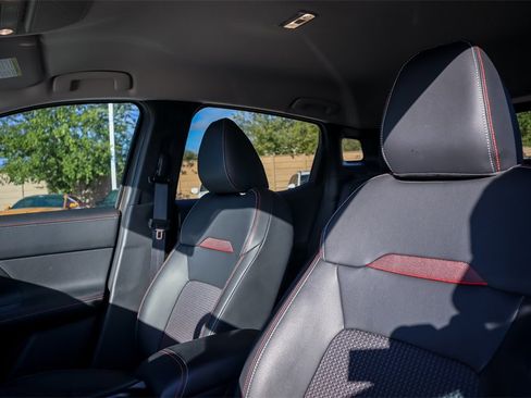 Used 2025 Nissan Kicks SR image 10