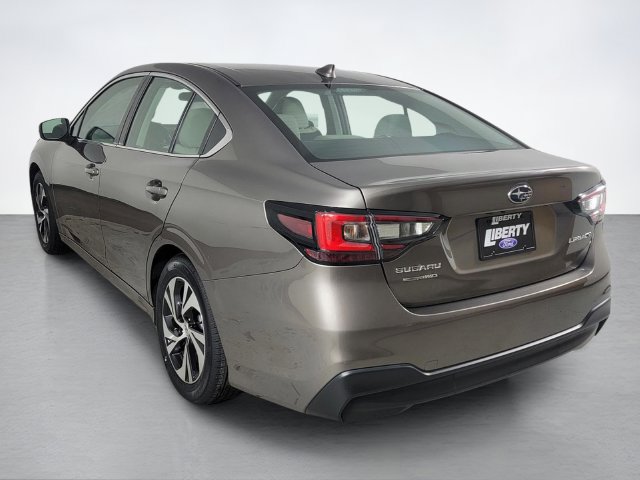 Used 2022 Subaru Legacy Premium AWD/4WD image 5
