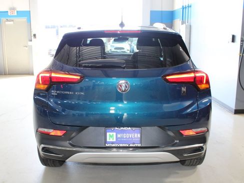 Used 2020 Buick Encore GX Essence w/ Experience Buick Package AWD/4WD image 28