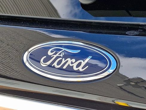 Used 2022 Ford Explorer Limited w/ Hybrid Equipment Group 310A AWD/4WD image 30