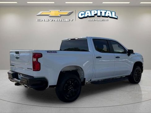 Used 2024 Chevrolet Silverado 1500 Custom Trail Boss w/ LPO, Dark Essentials Package image 7