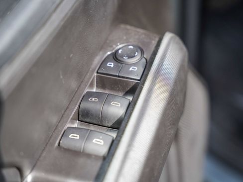 Used 2025 Chevrolet Colorado Trail Boss image 22