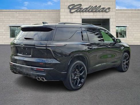 Used 2024 Chevrolet Traverse RS w/ LPO, Floor Liner Package AWD/4WD image 8