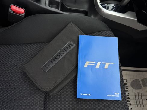 Used 2019 Honda Fit LX image 27