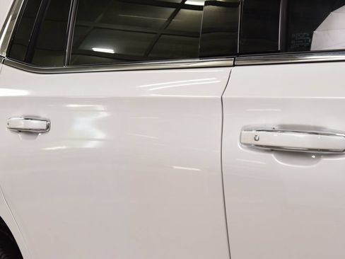 Used 2023 Chevrolet Tahoe High Country AWD/4WD image 18