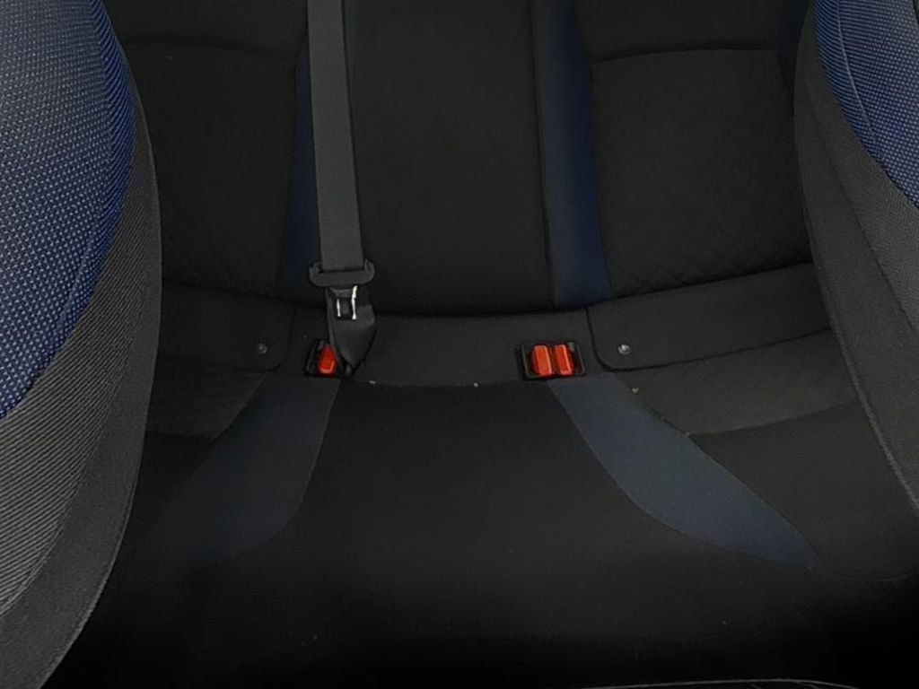 Used 2021 Toyota C-HR XLE FWD image 13