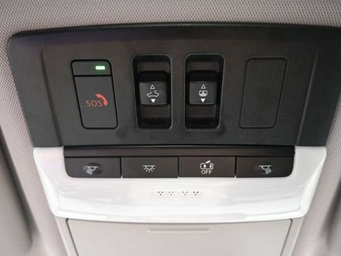 Used 2024 Mitsubishi Outlander 4WD Plug-In Hybrid image 37