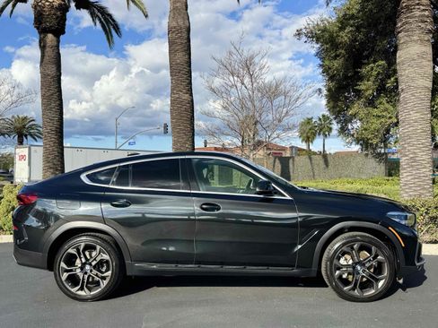 Used 2020 BMW X6 xDrive40i w/ Premium Package image 16