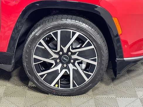 New 2025 Jeep Wagoneer S Limited image 23