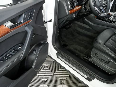 Used 2021 Audi Q5 2.0T Premium Plus w/ Premium Plus Package image 7