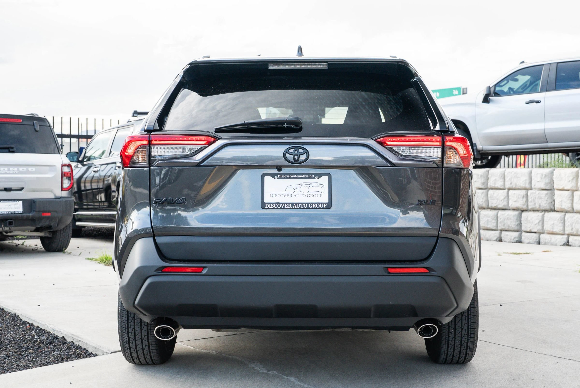 Used 2025 Toyota RAV4 XLE w/ Convenience Package AWD/4WD image 6