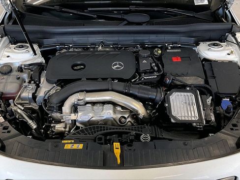 New 2026 Mercedes-Benz GLB 250 image 16