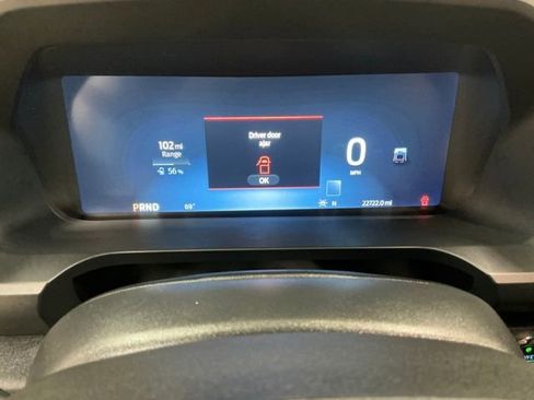 Used 2023 Ford F150 Lightning Lariat image 29