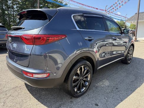 Used 2018 Kia Sportage EX w/ EX Sport Appearance Package AWD/4WD image 5