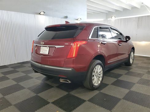 Used 2018 Cadillac XT5 FWD image 6
