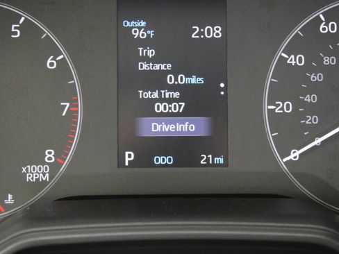 Used 2025 Toyota Corolla LE FWD image 35