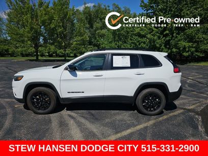Used 2023 Jeep Cherokee Altitude Lux