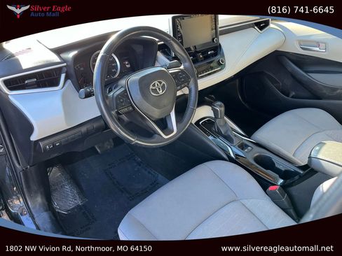 Used 2020 Toyota Corolla SE image 8