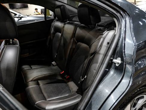 Used 2019 Chevrolet Sonic Premier FWD image 37