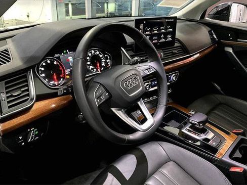 Certified 2023 Audi Q5 2.0T Premium w/ Convenience Package image 12