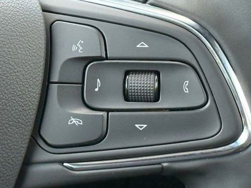 New 2025 Buick Envista Sport Touring w/ Convenience I Package FWD image 28