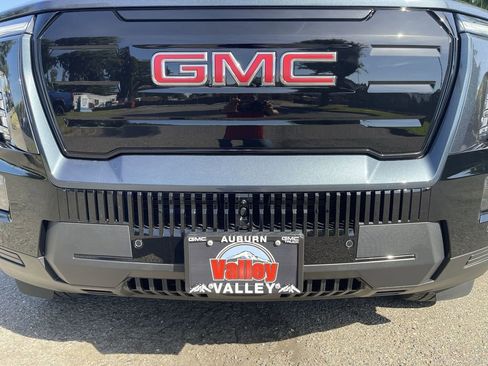 New 2026 GMC Sierra EV Elevation w/ Premium Package image 30