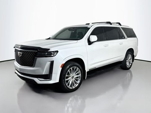 Used 2023 Cadillac Escalade ESV Premium Luxury AWD/4WD image 4