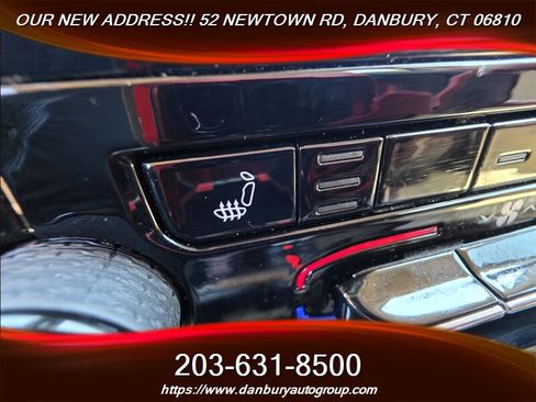 Used 2022 Jeep Grand Cherokee Limited AWD/4WD image 18