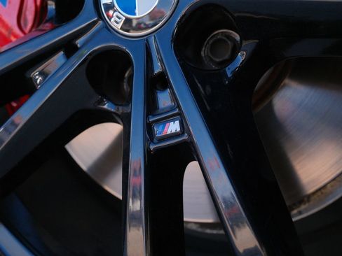 Used 2024 BMW 330i Sedan w/ M Sport Package RWD image 49
