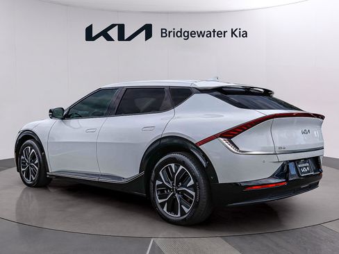 Certified 2024 Kia EV6 Wind w/ Wind Technology Package AWD/4WD image 4