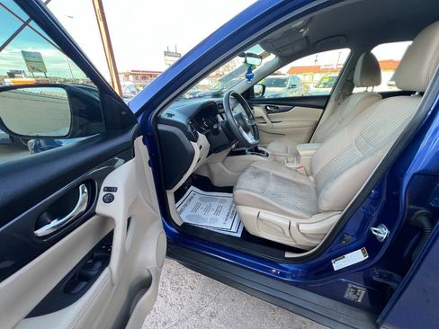 Used 2017 Nissan Rogue S AWD/4WD image 15